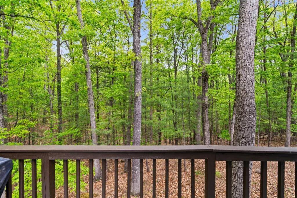 The Gingerbread House: 4 Bedroom Chalet, W/ Sunroom/Deck, Sleeps 12, Modern Amenities McGaheysville Exterior photo